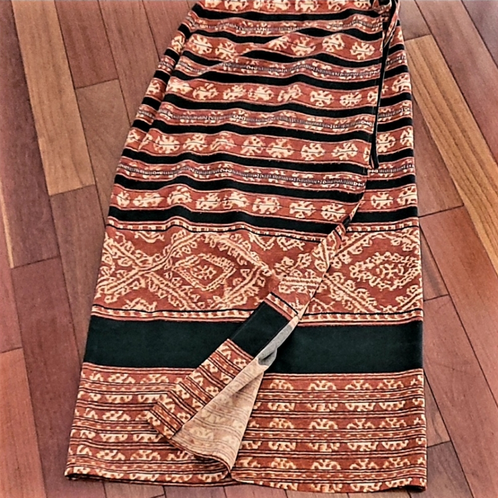 The Limited 100% Silk Wrap Skirt Small